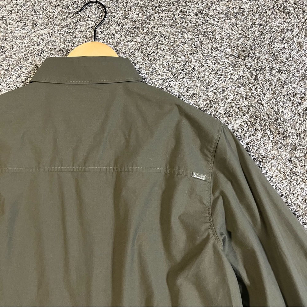 Green Button-Up Shirts - Picture 5 of 6